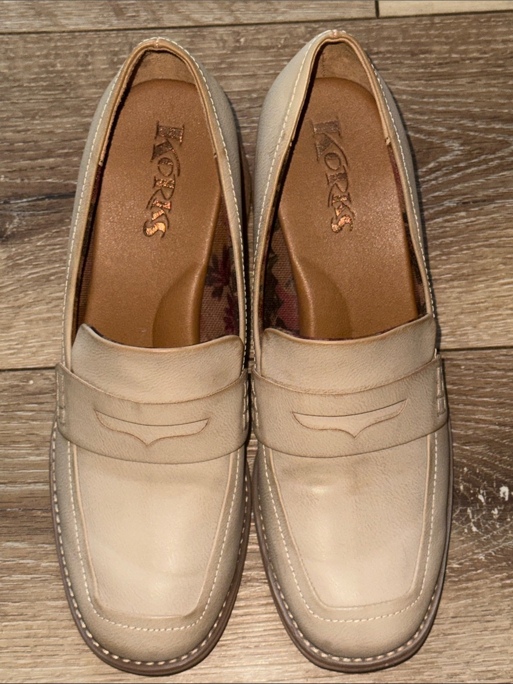 Kork-Ease
Korks Cicely Heeled Loafer in
Cream Tan | 8.5